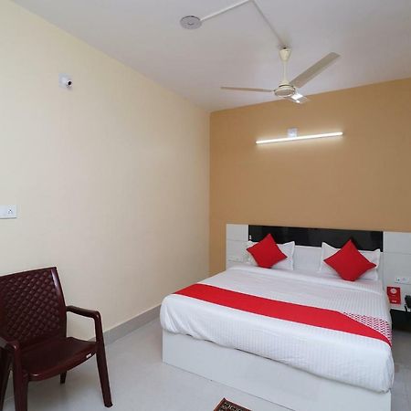 Oyo 35736 Shree Jagannath Lodge Puri Bagian luar foto