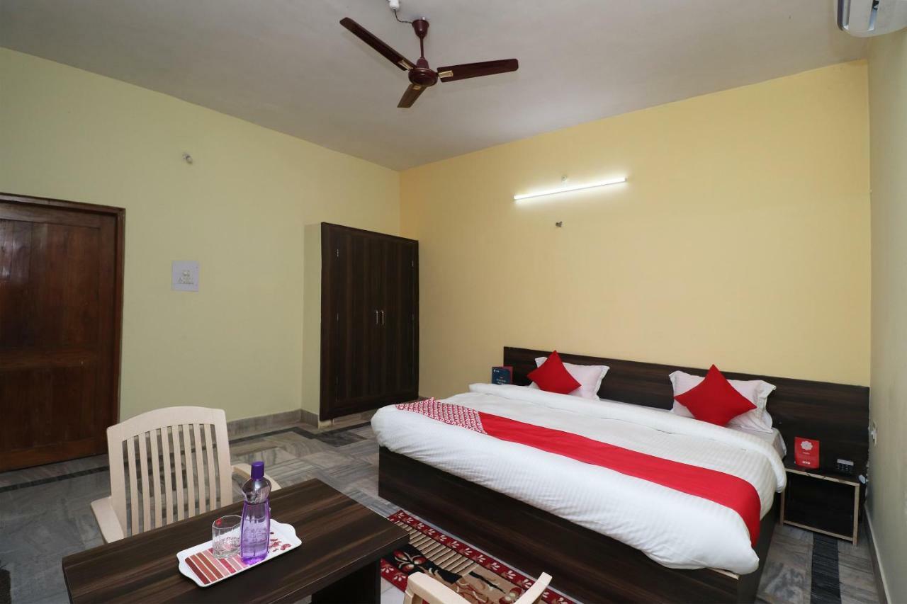 Oyo 35736 Shree Jagannath Lodge Puri Bagian luar foto