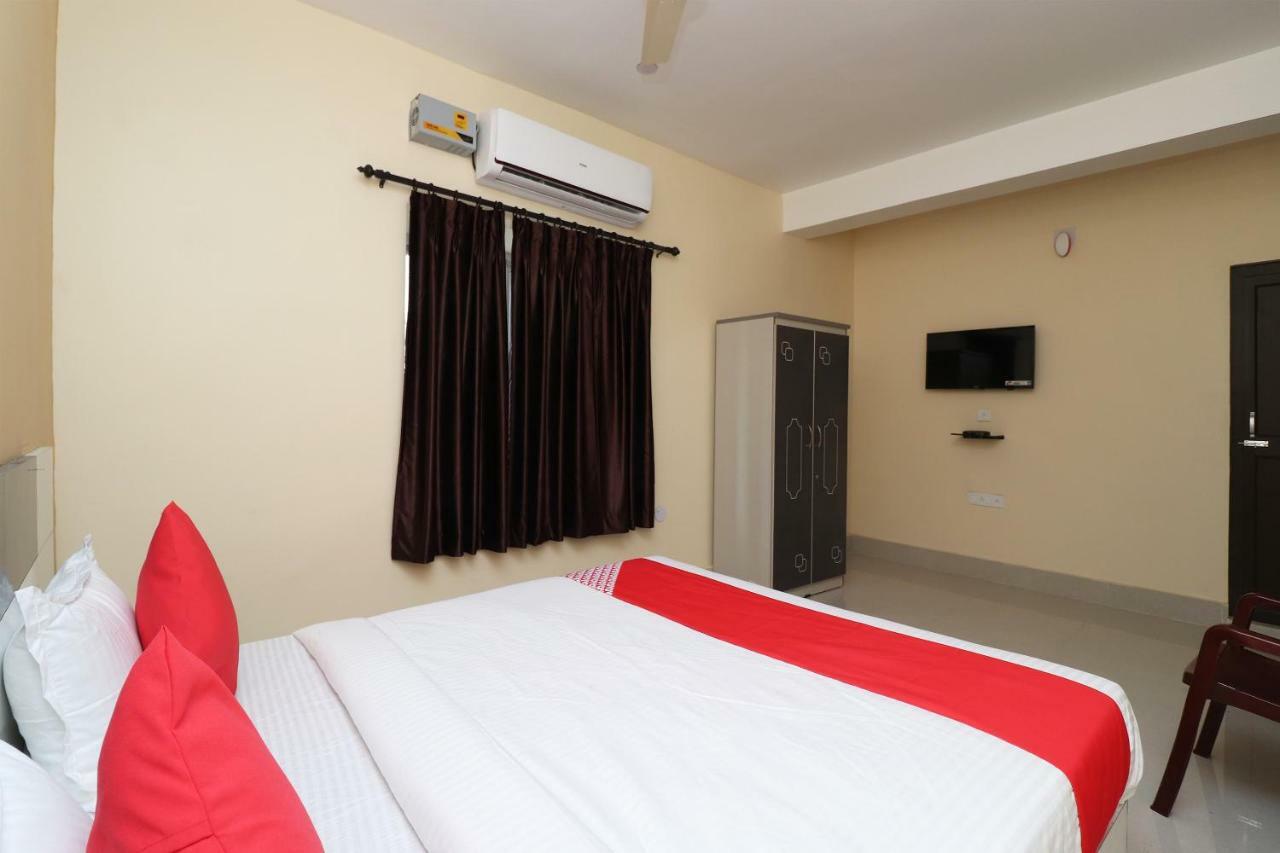Oyo 35736 Shree Jagannath Lodge Puri Bagian luar foto