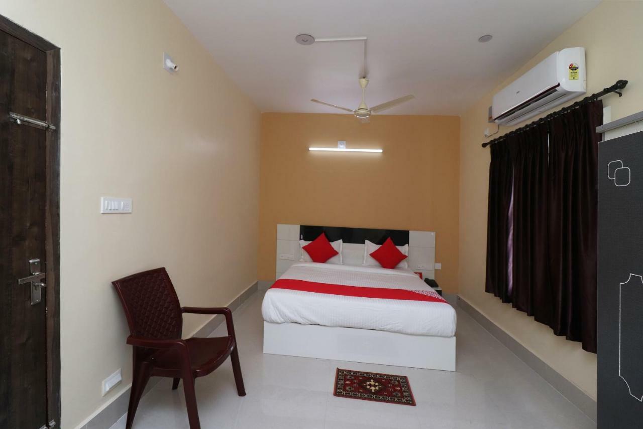 Oyo 35736 Shree Jagannath Lodge Puri Bagian luar foto
