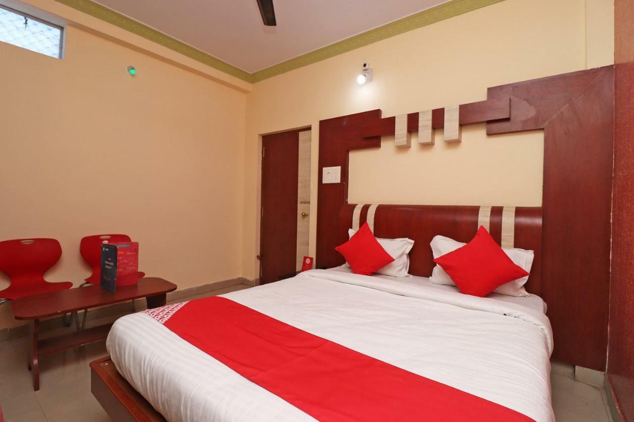 Oyo 35736 Shree Jagannath Lodge Puri Bagian luar foto